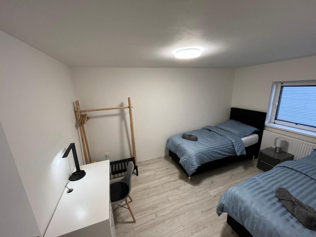 Apartment Golden Prague 78 Vestec  Eksteriør billede