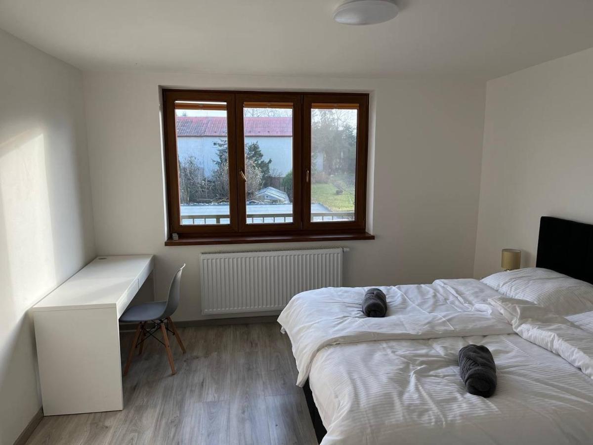 Apartment Golden Prague 78 Vestec  Eksteriør billede